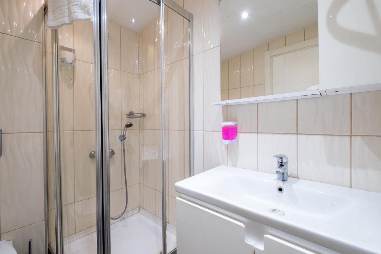 Cihangir Room & Suites Истанбул Екстериор снимка